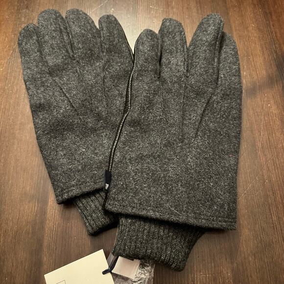 GAP Men’s Black Wool & Leather Smartphone Gloves L/XL Winter Touchscreen - Picture 3 of 12